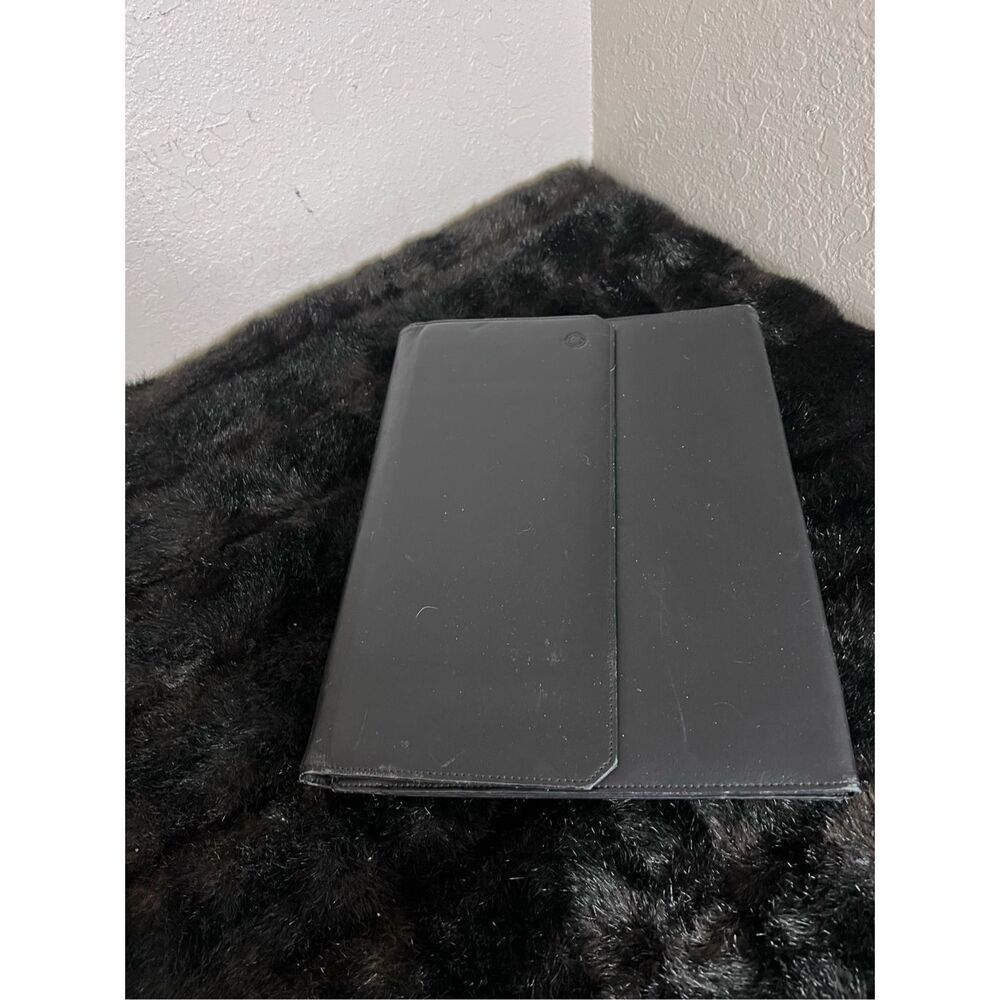 Franklin Covey Black Leather Organizer Binder Folder